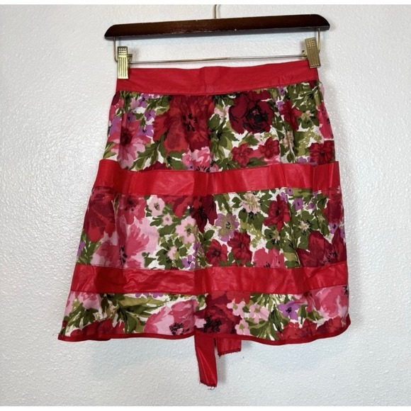 Other - Vintage Artistic Apron House Half Apron Red  Pink Floral Tie Back Pockets 50s